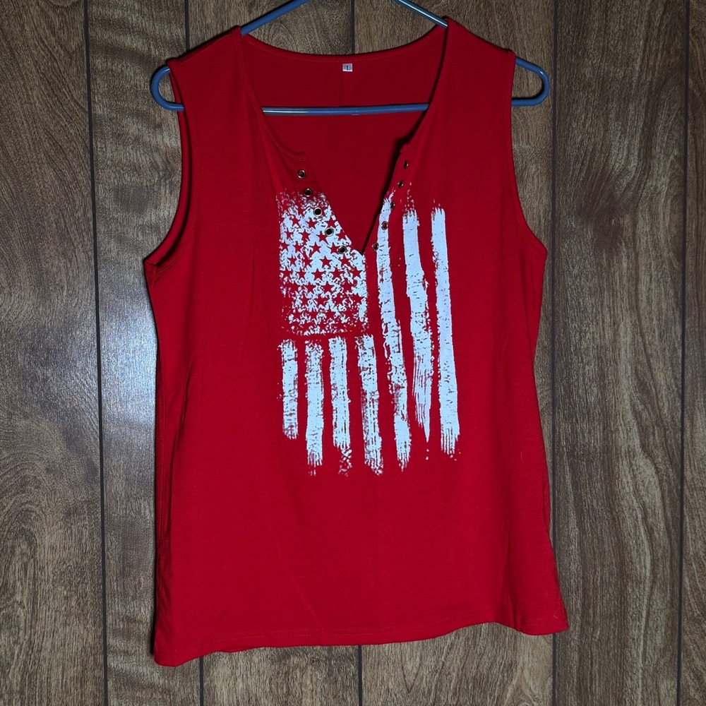 Womens Red Distressed American Flag Studded V-Neck Tank Top Patriotic Biker L